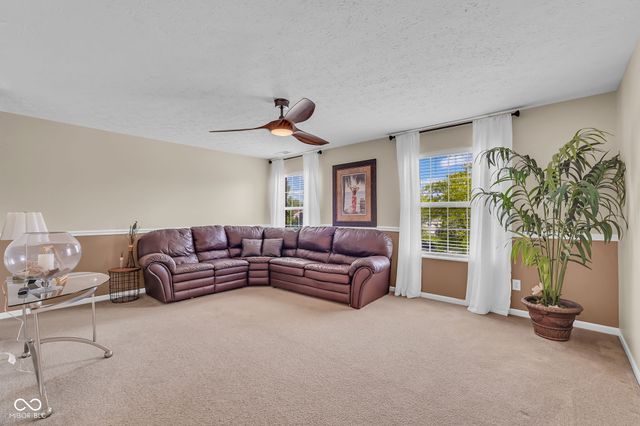 5044 Haywood Lane, Plainfield, IN 46168