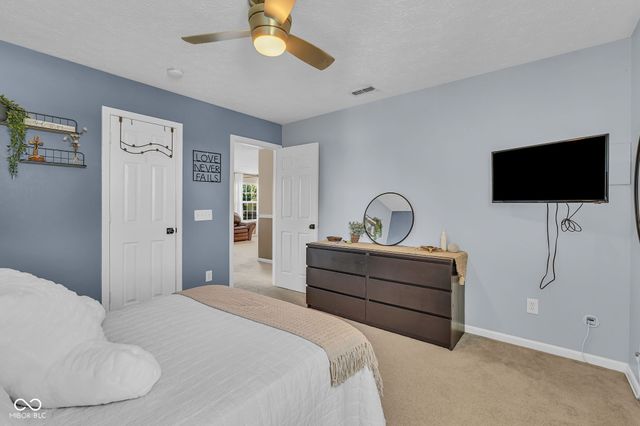 5044 Haywood Lane, Plainfield, IN 46168