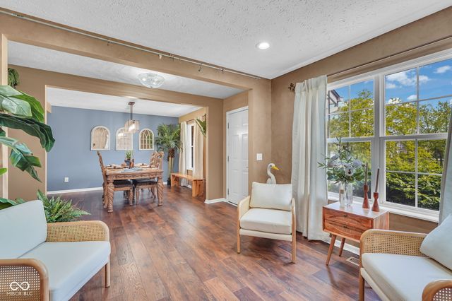 5044 Haywood Lane, Plainfield, IN 46168