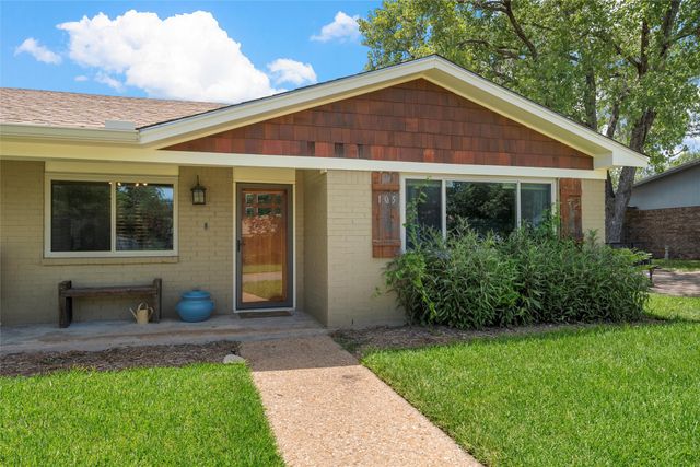 105 Texas Avenue, Hewitt, TX 76643
