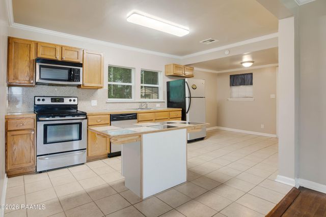 111 Sharon Street, Lafayette, LA 70506