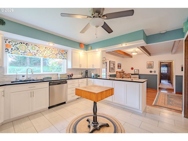 10702 Nw 13TH Pl, Vancouver, WA 98685