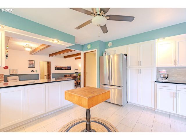 10702 Nw 13TH Pl, Vancouver, WA 98685