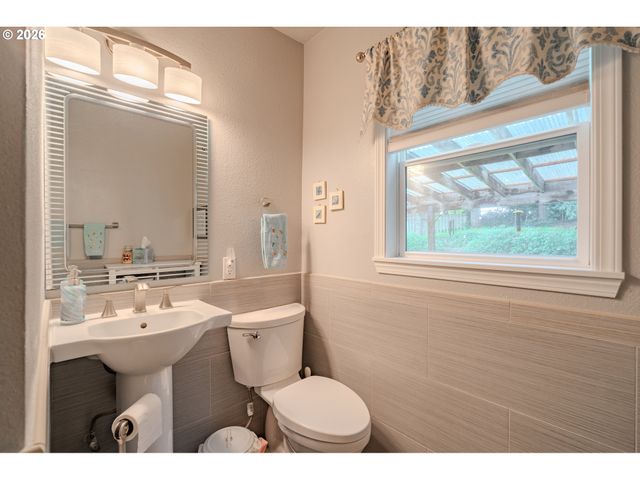 10702 Nw 13TH Pl, Vancouver, WA 98685