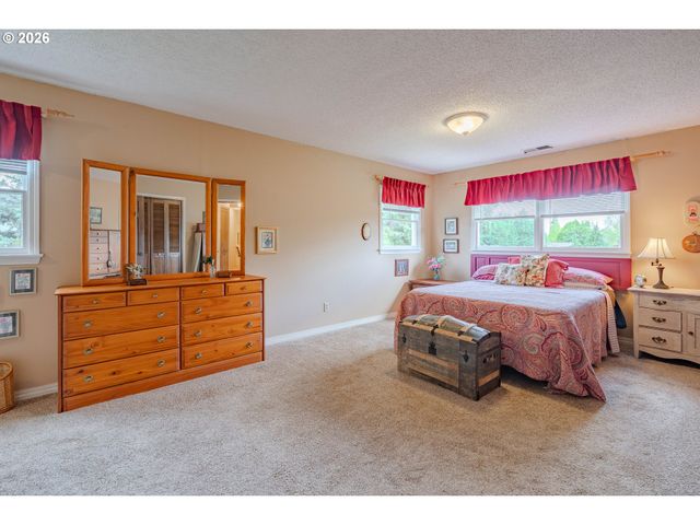 10702 Nw 13TH Pl, Vancouver, WA 98685