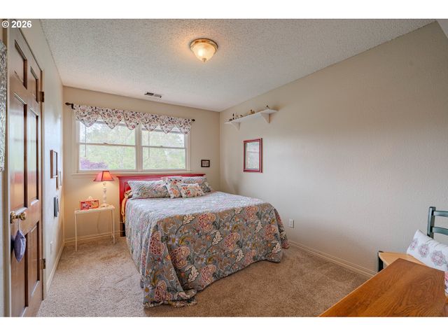 10702 Nw 13TH Pl, Vancouver, WA 98685