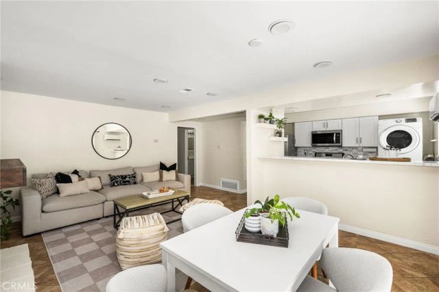 1192 Mitchell Avenue 42, Tustin, CA 92780