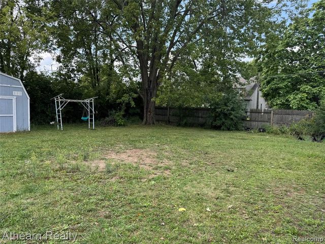 3935 Larchmont Street, Flint, MI 48532