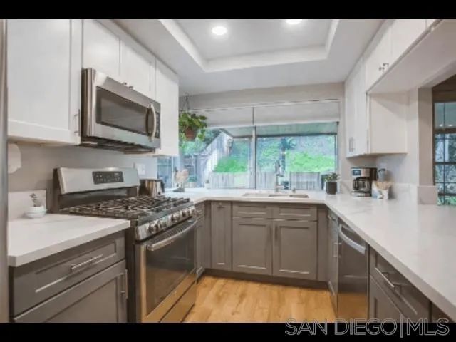 1140 Harding St, Escondido, CA 92027