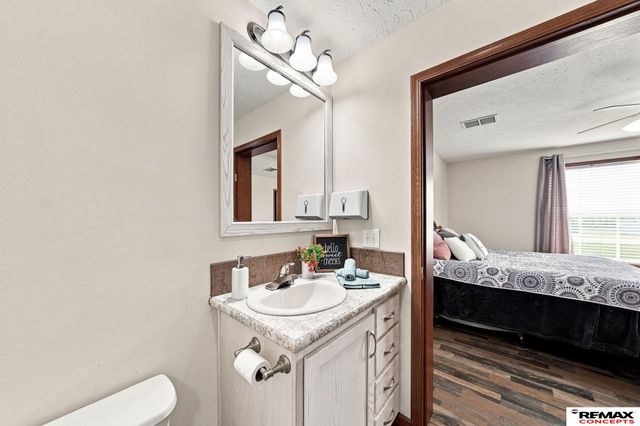 1800 Wittstruck Road, Roca, NE 68430