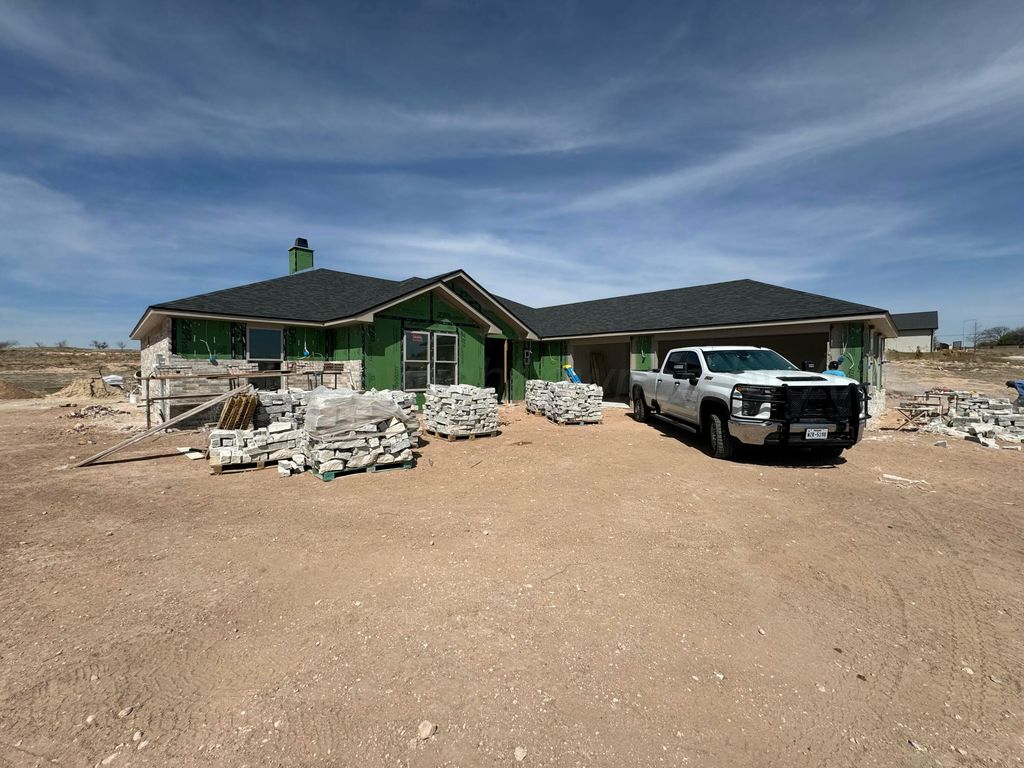 6902 Estancia Drive, Amarillo, TX 79124