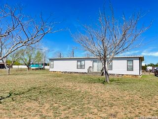 155 nicks, Comfort, TX 78013