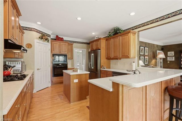 3569 Burnley Drive, Clemmons, NC 27012