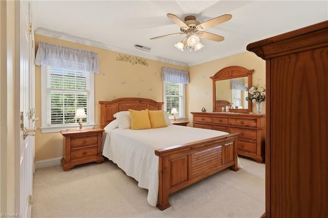 3569 Burnley Drive, Clemmons, NC 27012