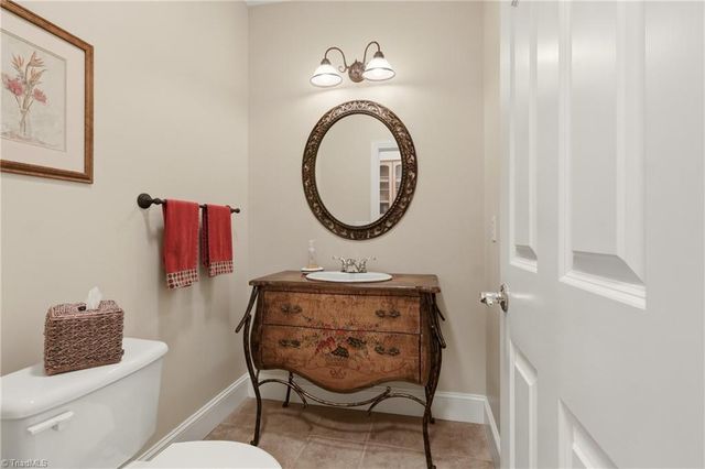 3569 Burnley Drive, Clemmons, NC 27012