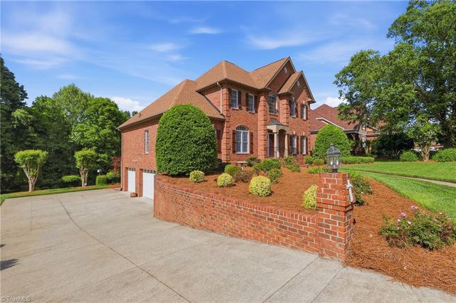 3569 Burnley Drive, Clemmons, NC 27012