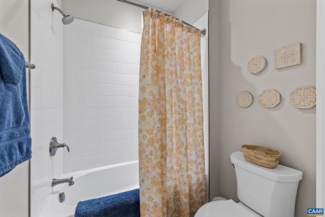 1313 LACONIA LN, Charlottesville, VA 22911