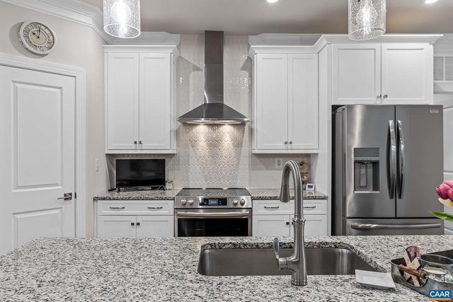 1313 LACONIA LN, Charlottesville, VA 22911
