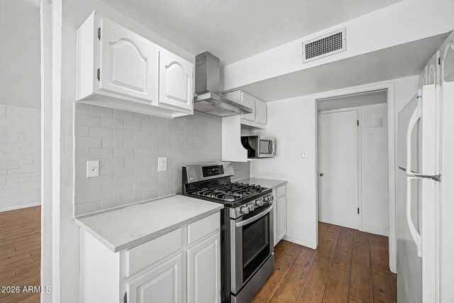 420 W CHEERY LYNN Road, Phoenix, AZ 85013