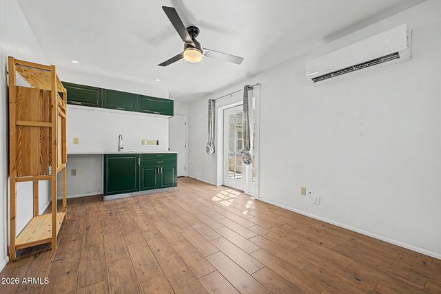 420 W CHEERY LYNN Road, Phoenix, AZ 85013