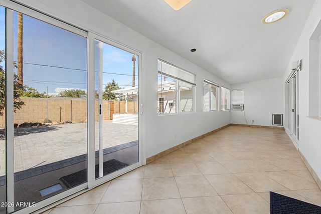 420 W CHEERY LYNN Road, Phoenix, AZ 85013
