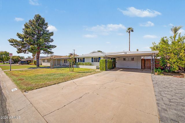 420 W CHEERY LYNN Road, Phoenix, AZ 85013