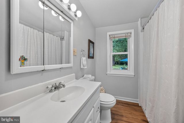 9383 ROGUES RD, Midland, VA 22728