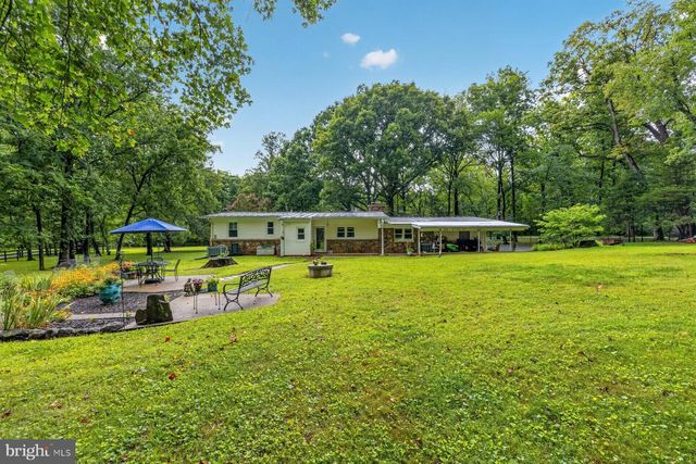 9383 ROGUES RD, Midland, VA 22728