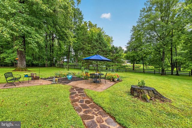 9383 ROGUES RD, Midland, VA 22728