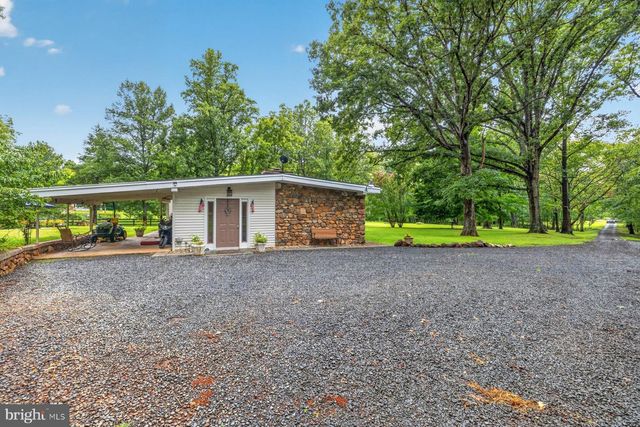 9383 ROGUES RD, Midland, VA 22728