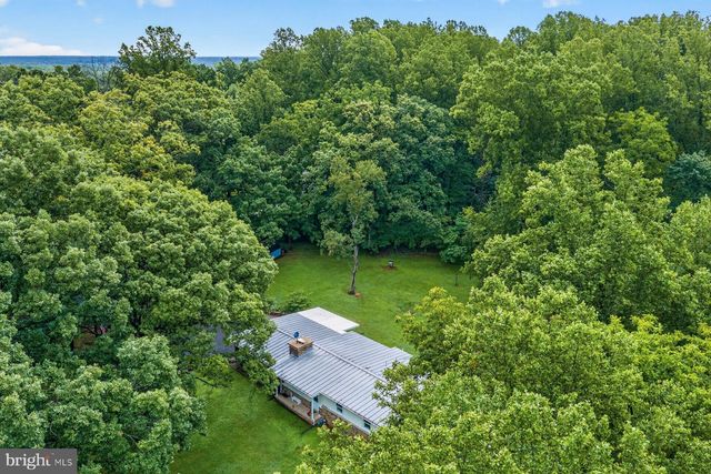 9383 ROGUES RD, Midland, VA 22728