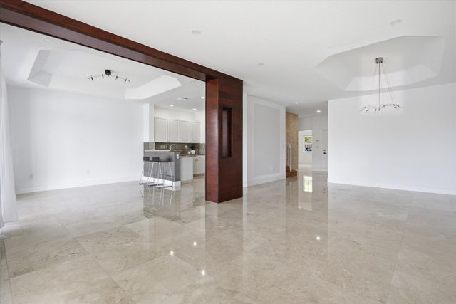 11180 NW 73rd Street, Doral, FL 33178
