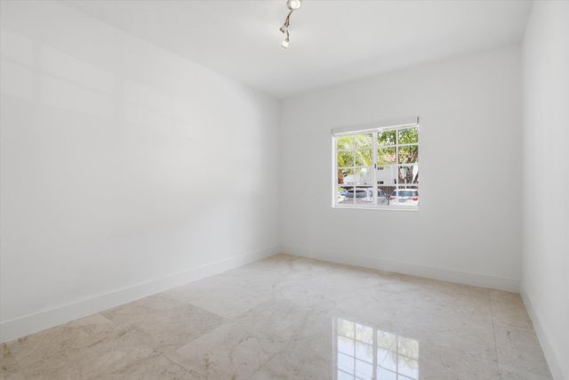 11180 NW 73rd Street, Doral, FL 33178
