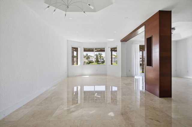 11180 NW 73rd Street, Doral, FL 33178