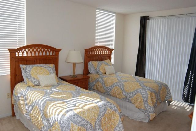 11790 St Andrews Place 201, Wellington, FL 33414