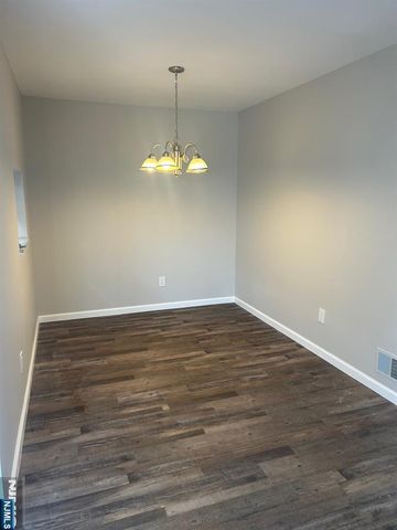 310 Linden Street, Mahwah, NJ 07430