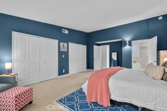 23701 Clarendon Street, Woodland Hills (los Angeles), CA 91367