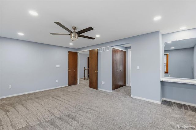 5119 Greenbriar Drive, West Bloomfield, MI 48323