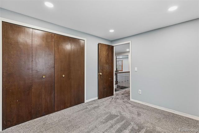 5119 Greenbriar Drive, West Bloomfield, MI 48323