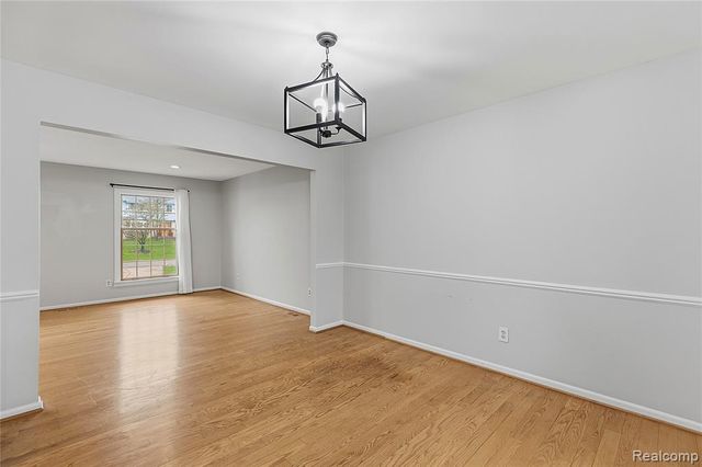 5119 Greenbriar Drive, West Bloomfield, MI 48323