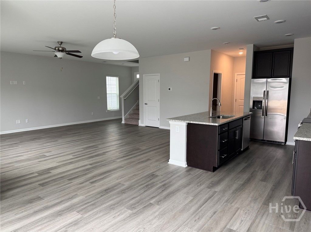 Image 6 of property listing at 105 Fenway Street, Savannah, GA 31407