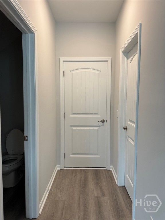 Image 9 of property listing at 105 Fenway Street, Savannah, GA 31407