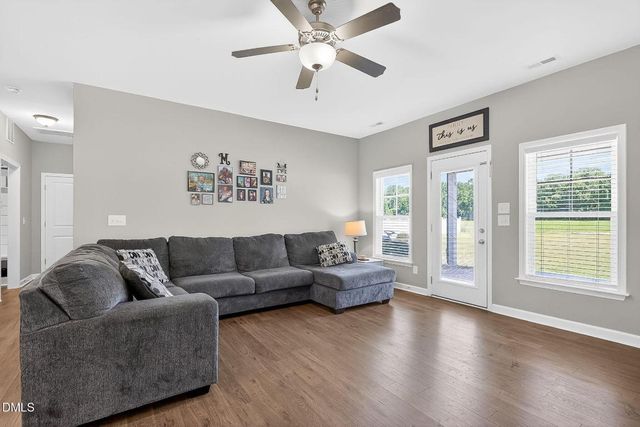 414 Fallingbrook Drive, Kenly, NC 27542