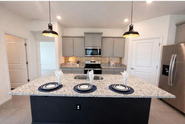 5043 STOKES WAY, Wildwood, FL 34785