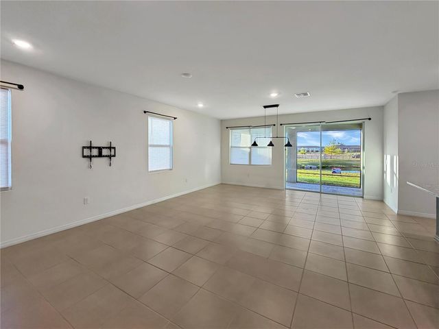 5043 STOKES WAY, Wildwood, FL 34785