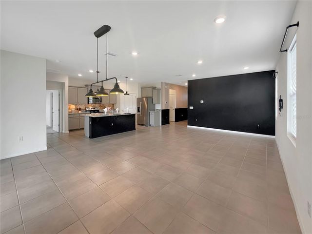 5043 STOKES WAY, Wildwood, FL 34785