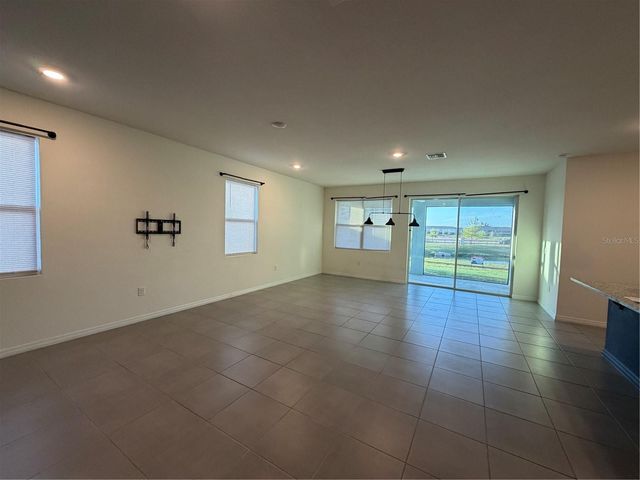 5043 STOKES WAY, Wildwood, FL 34785