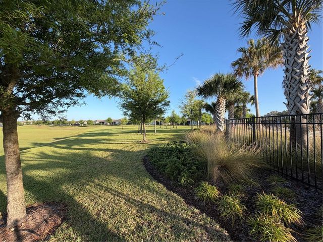 5043 STOKES WAY, Wildwood, FL 34785