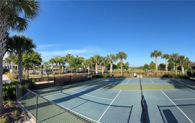 5043 STOKES WAY, Wildwood, FL 34785