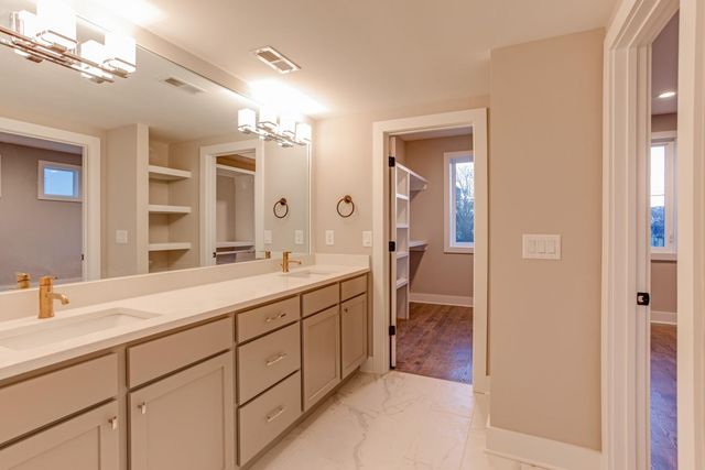 1114A 2nd Ave, S, Nashville, TN 37210